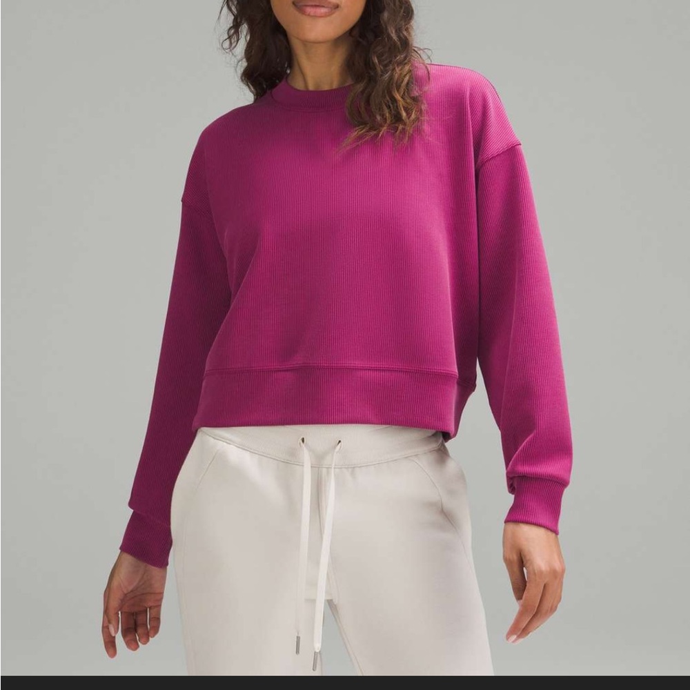 Lululemon Ribbed Perfectly Oversized Crop Crew - Magenta